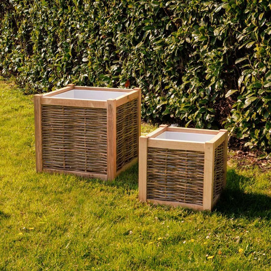 Jardini re Ch ne Avec Tressage Noisetier 60x60x60 Greenweez jardini-re-ch-ne-avec-tressage-noisetier-60x60x60-greenweez